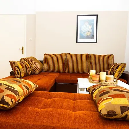 Apartment Orange